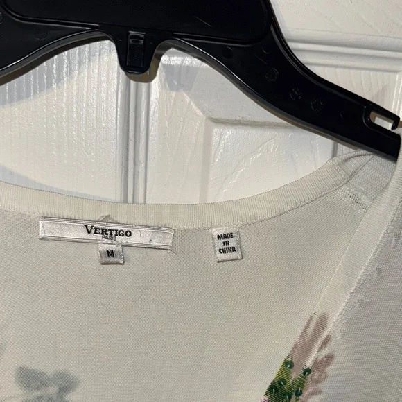 Vertigo Paris White Floral Long Sleeve Top - Picture 3 of 8